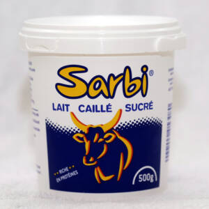 Pot 500g de lait caillé nature sucré Sarbi fabriqué par Milkoa produits laitiers au Sénégal